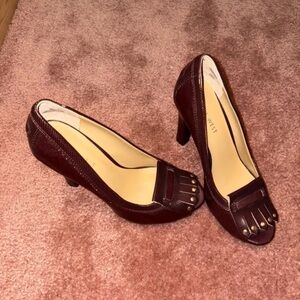 Nine West Burgundy Peep Toe Heels
